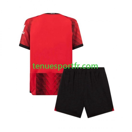 Kit Enfant Maillot Domicile AC Milan 2023-2024 à Manches Courtes