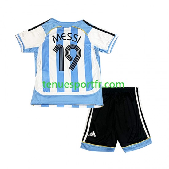 Kit Enfant Maillot Retro Domicile Argentine Lionel Messi 19 2006 à Manches Courtes