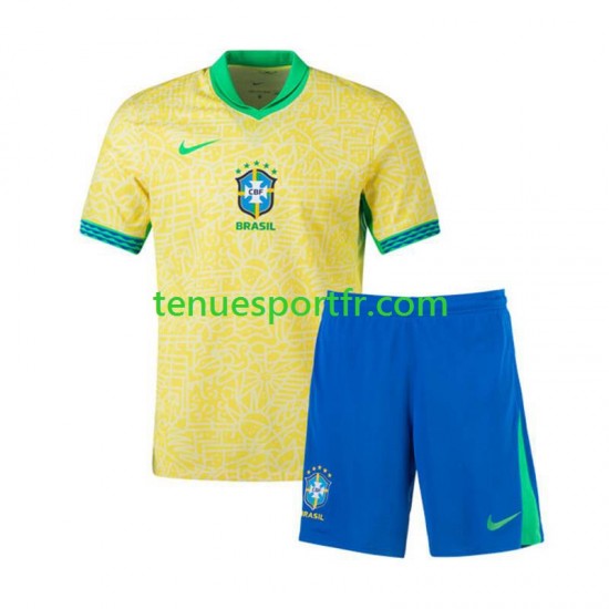 Kit Enfant Maillot Domicile Brésil Copa America 2024 à Manches Courtes