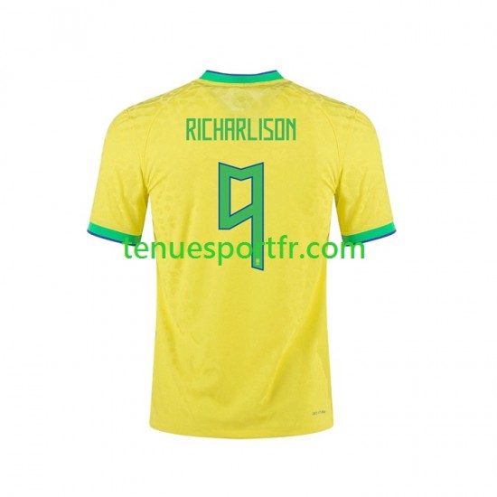 Homme Maillot Domicile Brésil RICHARLISON 9 2022 à Manches Courtes