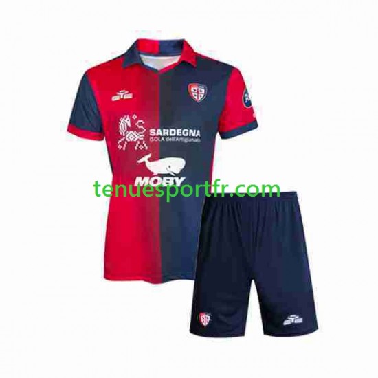 Kit Enfant Maillot Domicile Cagliari 2023-2024 à Manches Courtes