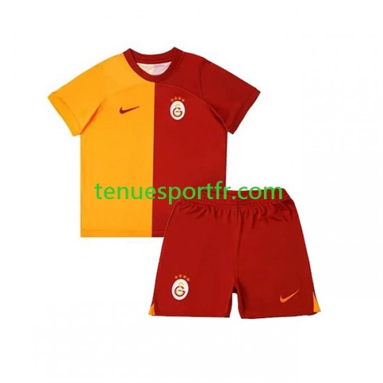 Kit Enfant Maillot Domicile Galatasaray 2023-2024 à Manches Courtes