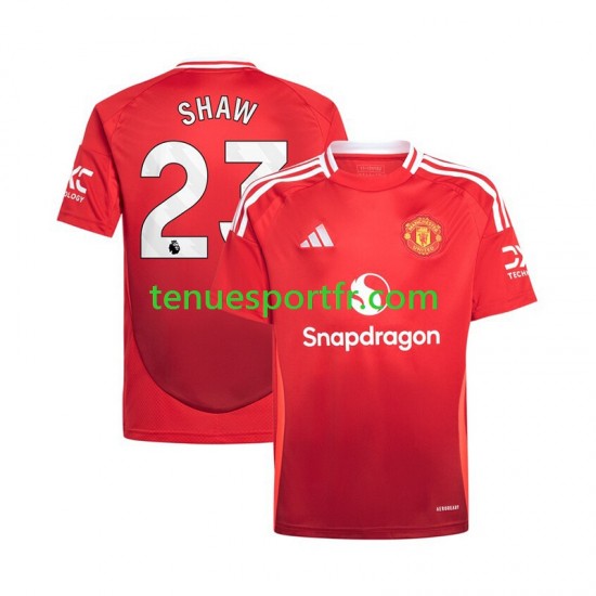 Homme Maillot Domicile Manchester United Luke Shaw 23 2024-2025 Rouge à Manches Courtes