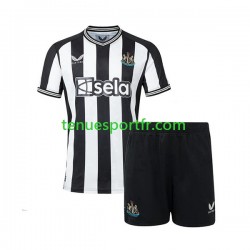 Kit Enfant Maillot Domicile Newcastle United 2023-2024 à Manches Courtes