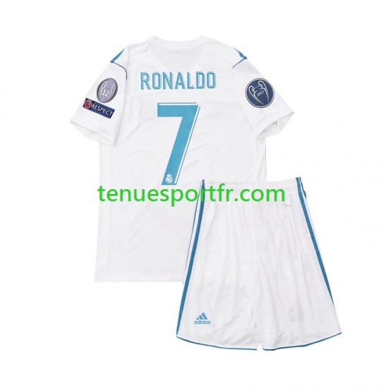 Kit Enfant Maillot Retro Domicile Real Madrid Cristiano Ronaldo 7 2017 à Manches Courtes
