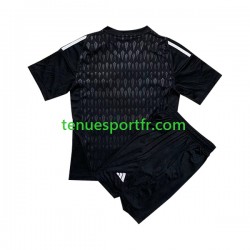 Kit Enfant Maillot Extérieur Real Madrid Gardien 2023-2024 à Manches Courtes