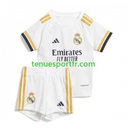 Kit Enfant Maillot Domicile Real Madrid 2023-2024 à Manches Courtes