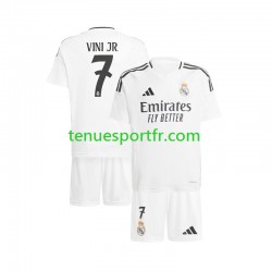 Kit Enfant Maillot Domicile Real Madrid Vinicius Junior 7 2024-2025 Blanc à Manches Courtes