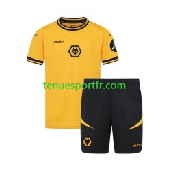 Kit Enfant Maillot Domicile Wolverhampton Wanderers 2024-2025 à Manches Courtes