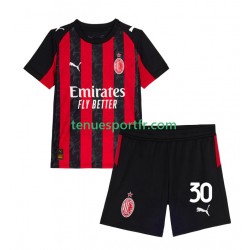 Kit Enfant Maillot Domicile AC Milan Ardon Jashari 30 2025-2026 à Manches Courtes