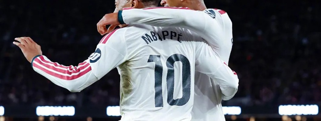 Un maillot « 100 buts » immortalise une étape clé pour Mbappé