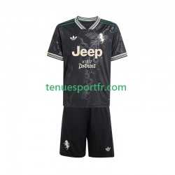 Kit Enfant Maillot Troisième Juventus 2025-2026 à Manches Courtes