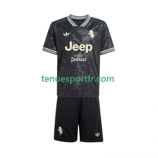 Kit Enfant Maillot Troisième Juventus 2025-2026 à Manches Courtes