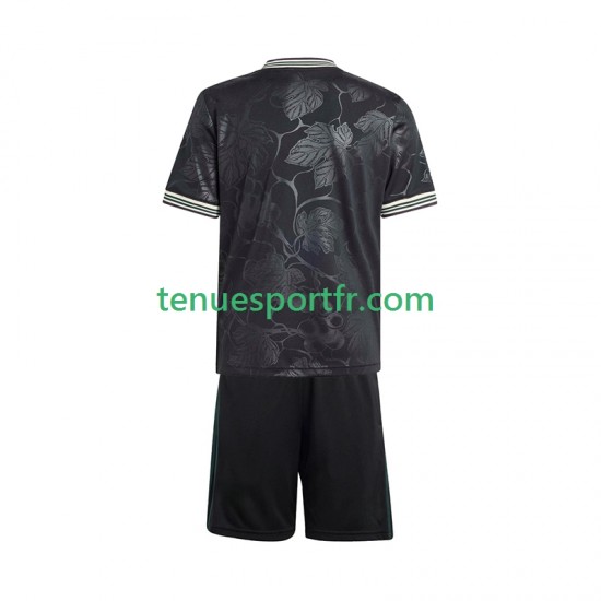 Kit Enfant Maillot Troisième Juventus 2025-2026 à Manches Courtes